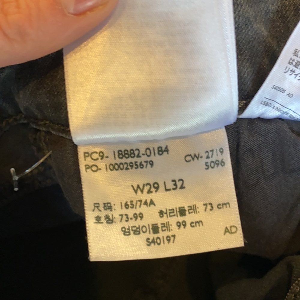 Levi’s 721 High Rise Skinny Black Jeans - Picture 6 of 7